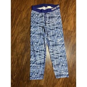 Nike Pro Leggings Capri Women’s Size Medium